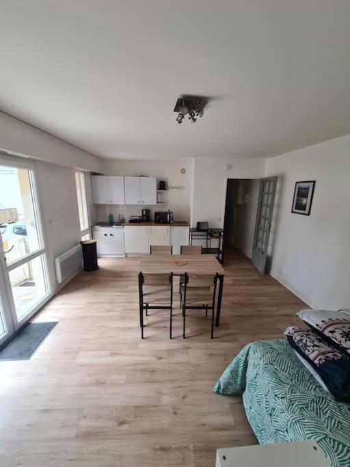50M De La Plage: Studio Au Coeur Du Centre ! Apartment Saint-Cast-le-Guildo Exterior foto